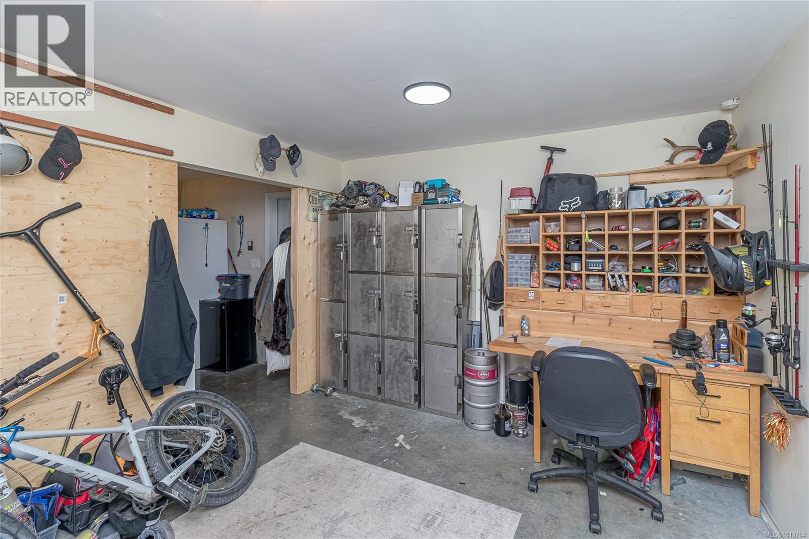200 Johnson Pl, Lake Cowichan