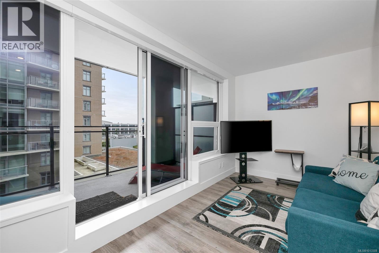 709 777 Herald Street, Victoria