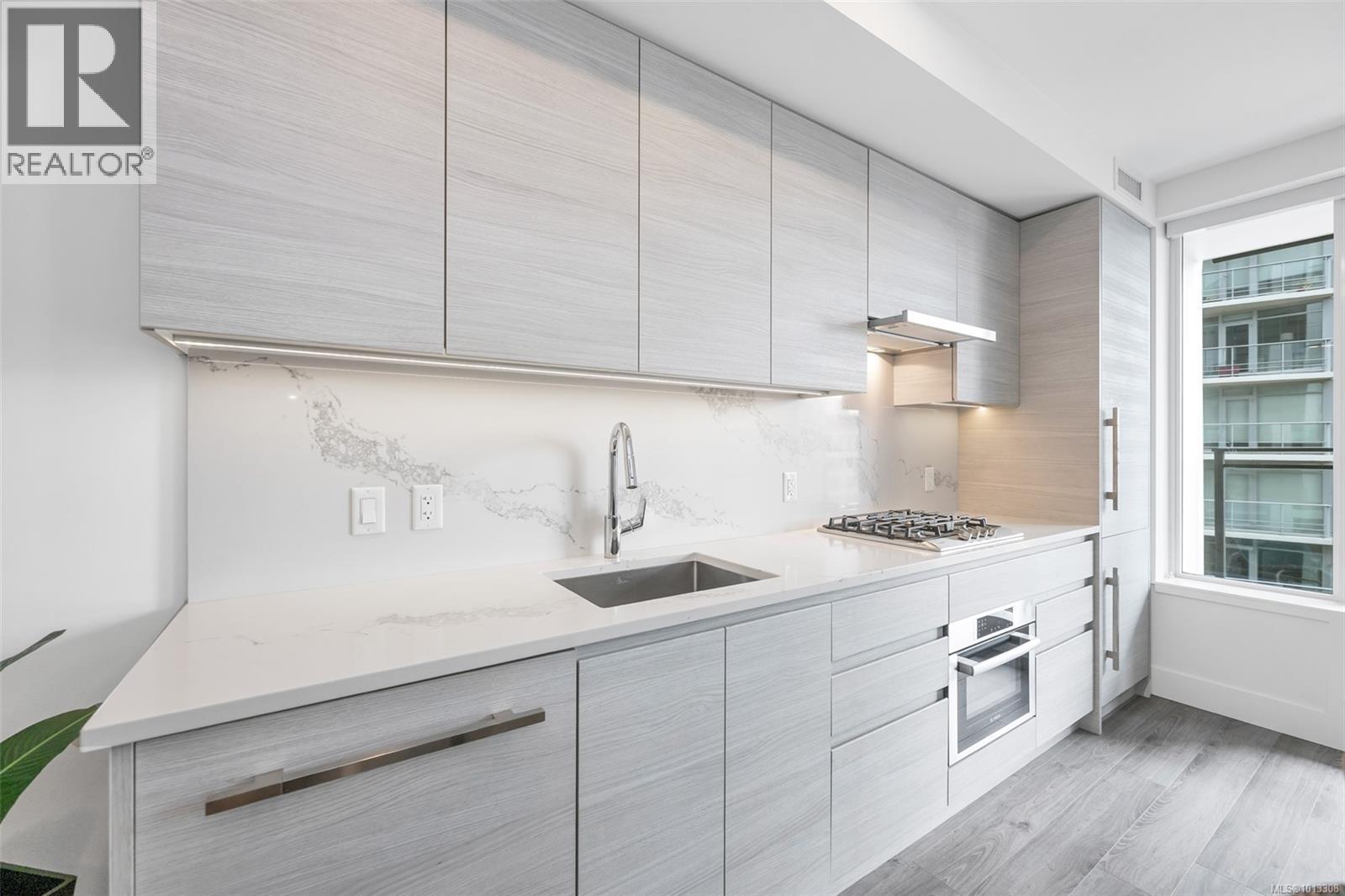 709 777 Herald Street, Victoria