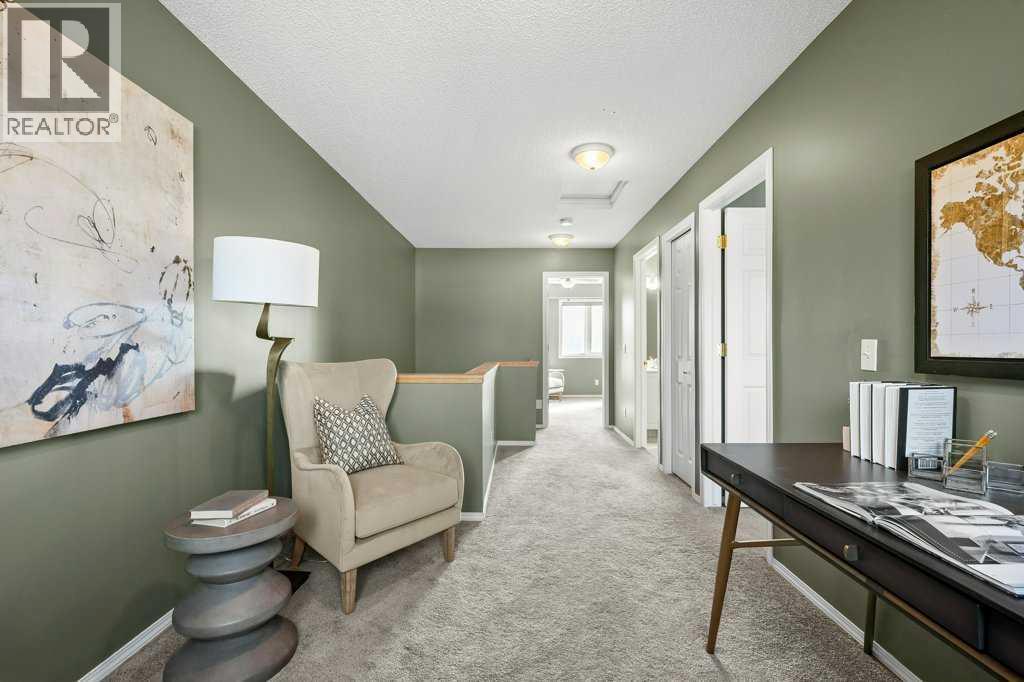 Single Family House for Sale in  Regal Park NE Renfrew Calgary 
