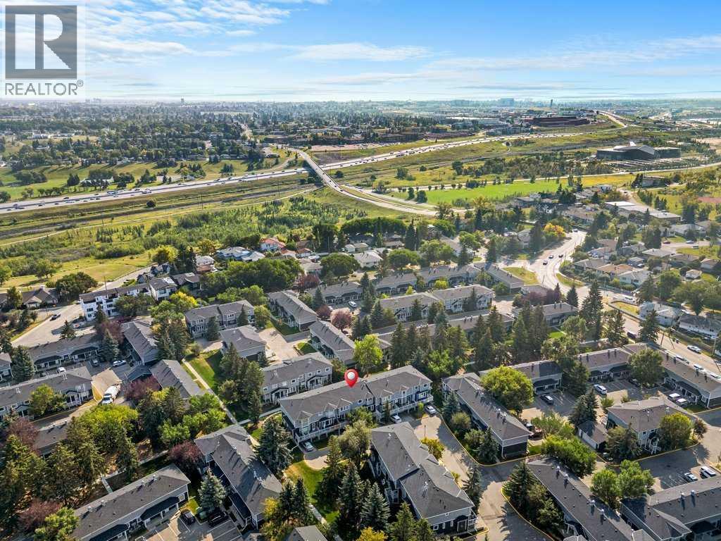 Single Family House for Sale in  Regal Park NE Renfrew Calgary 