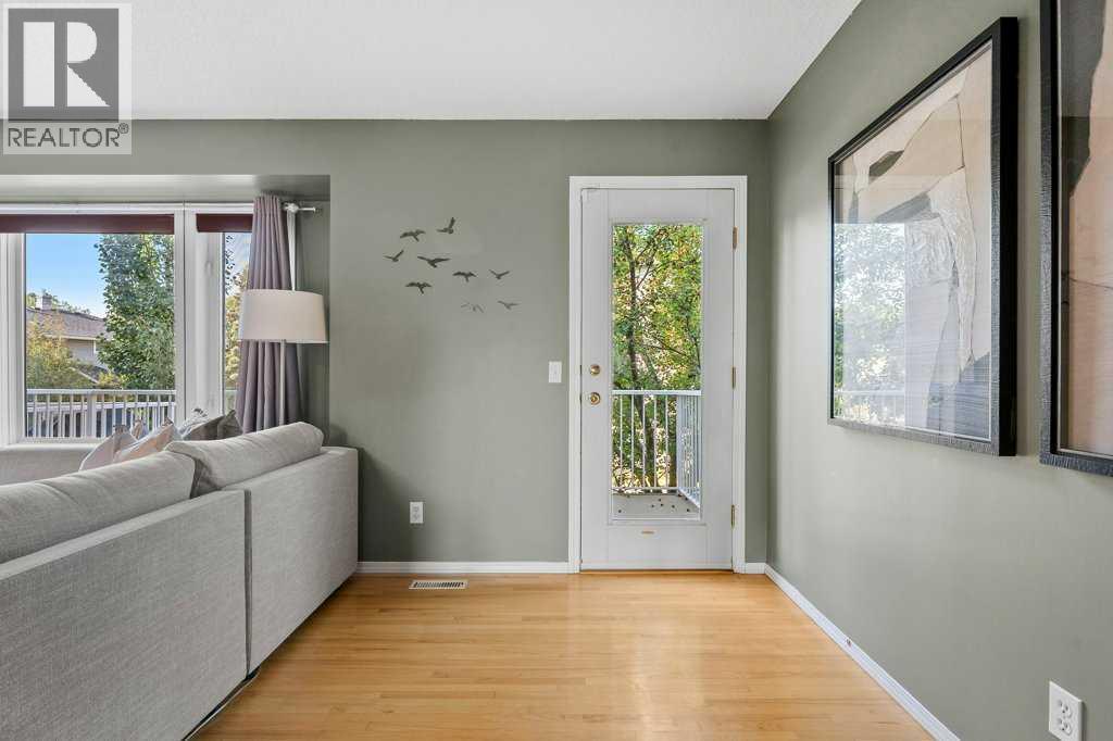 Single Family House for Sale in  Regal Park NE Renfrew Calgary 
