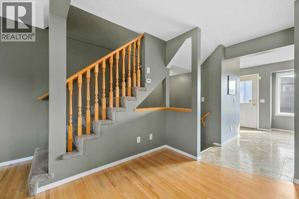 Single Family House for Sale in  Regal Park NE Renfrew Calgary 