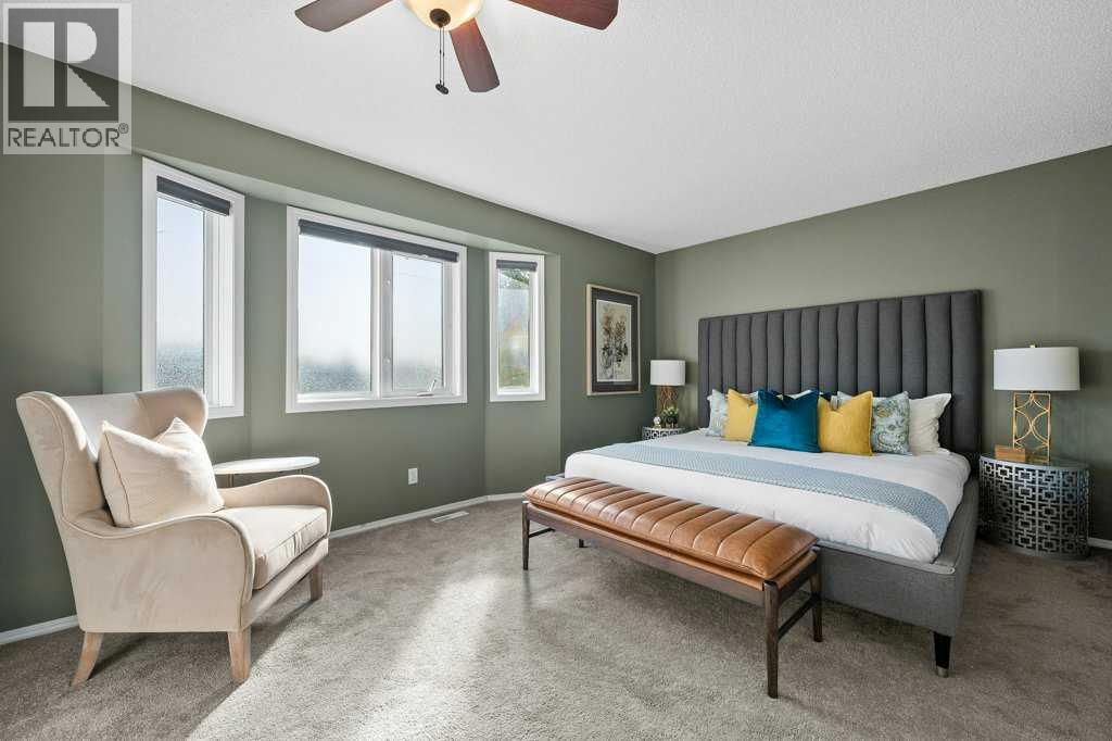 Single Family House for Sale in  Regal Park NE Renfrew Calgary 