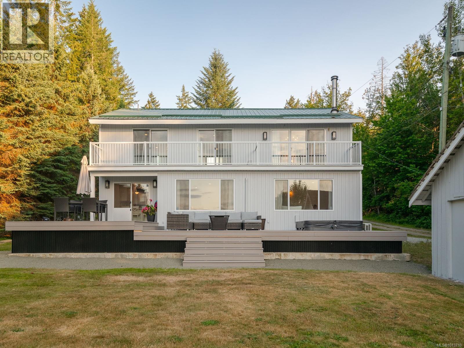 9010 Lord Rd, Port Alberni