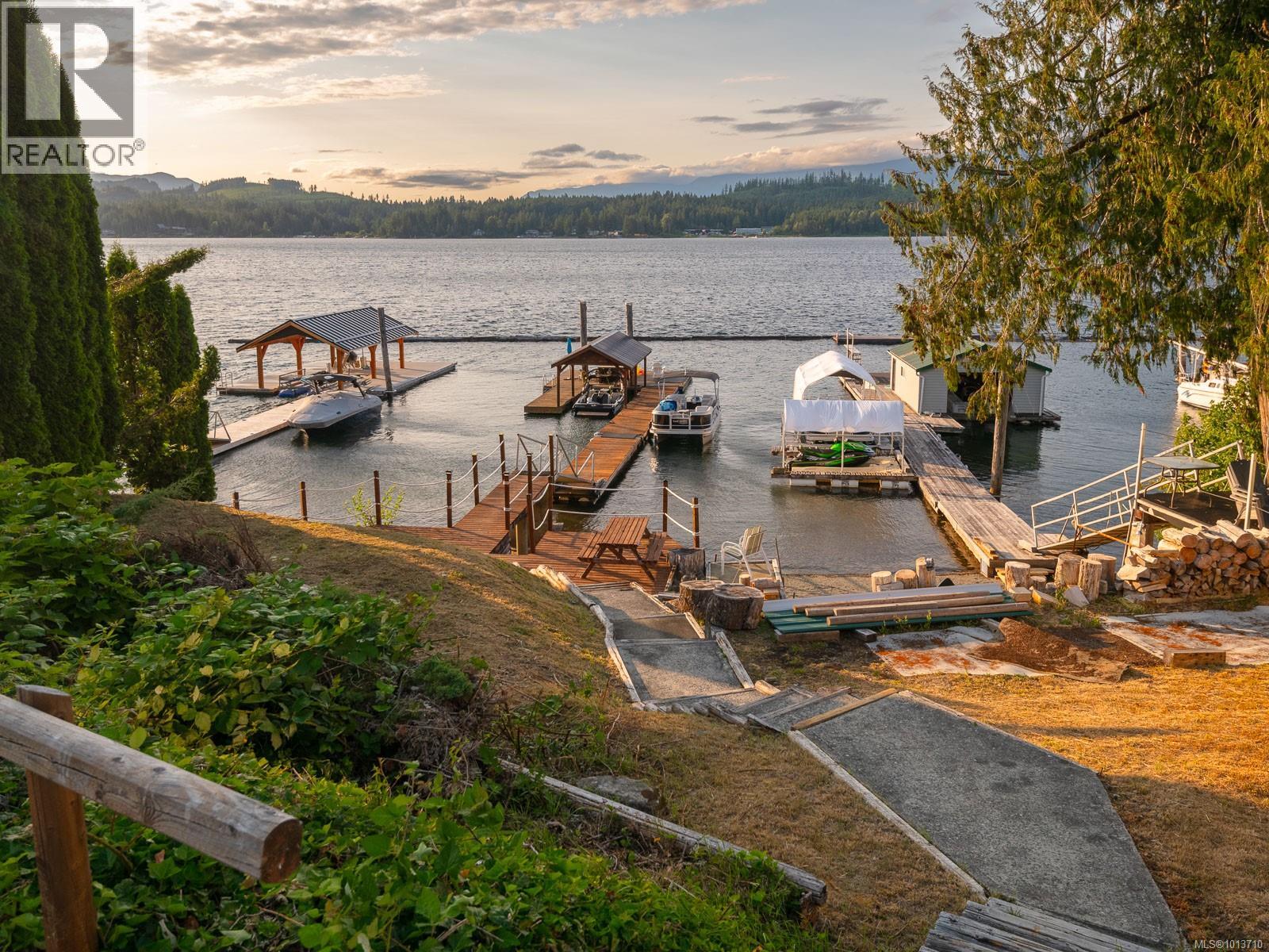 9010 Lord Rd, Port Alberni