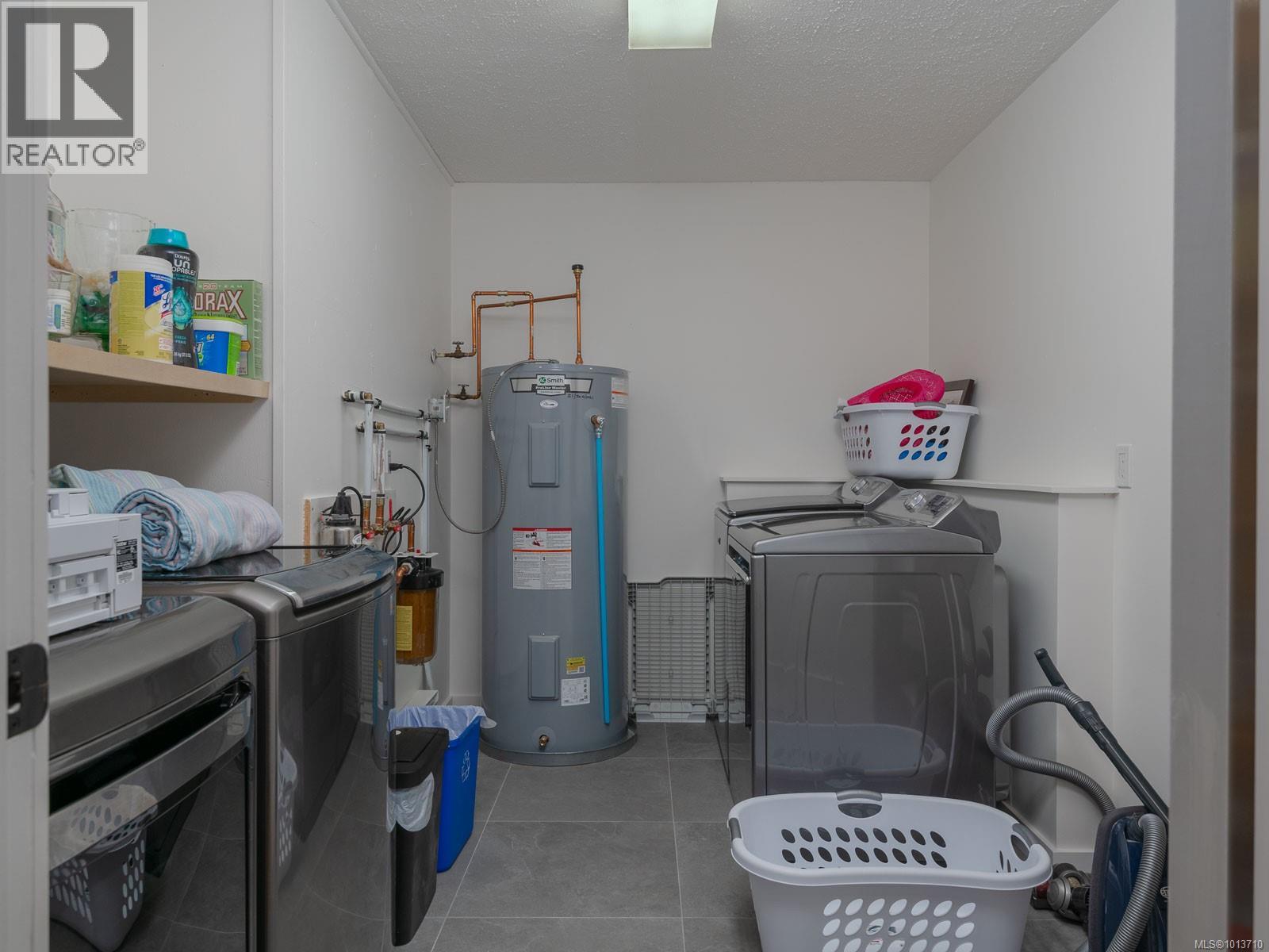 9010 Lord Rd, Port Alberni