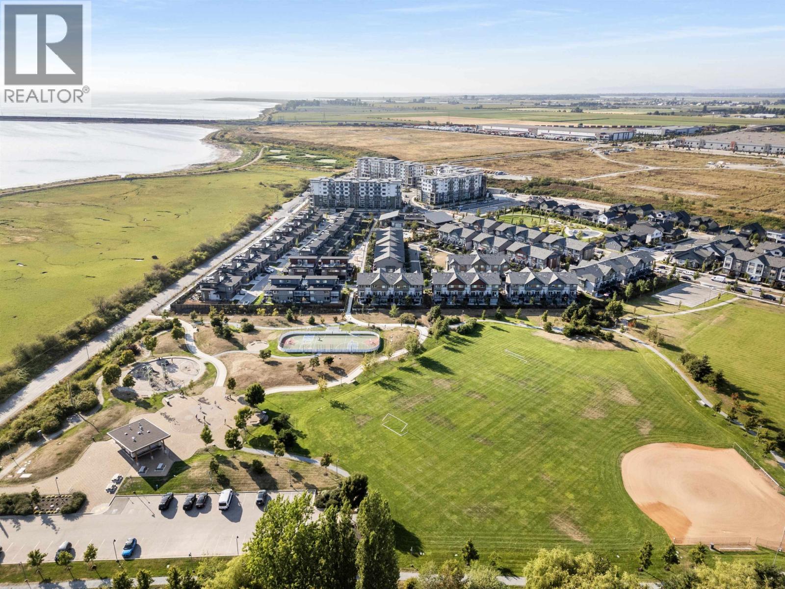 #4-4375 CORMORANT Way, Tsawwassen
