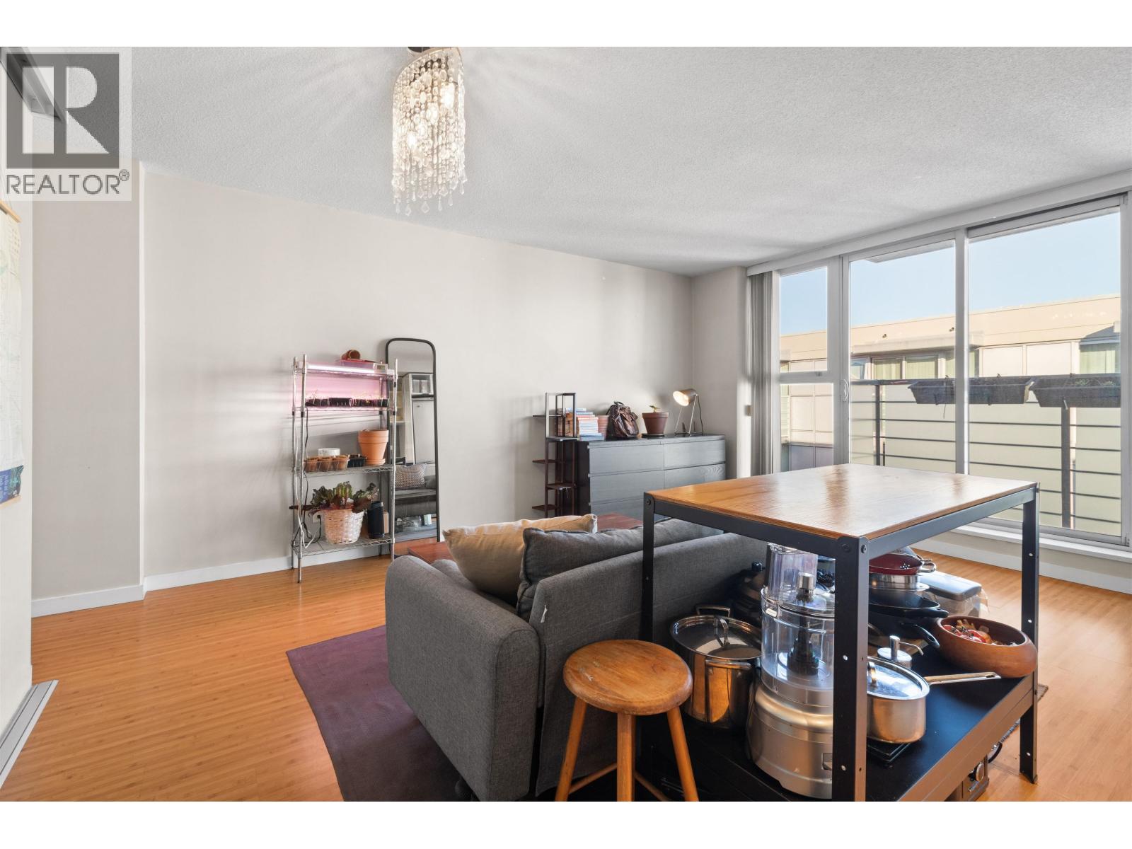 902 168 POWELL STREET, Vancouver