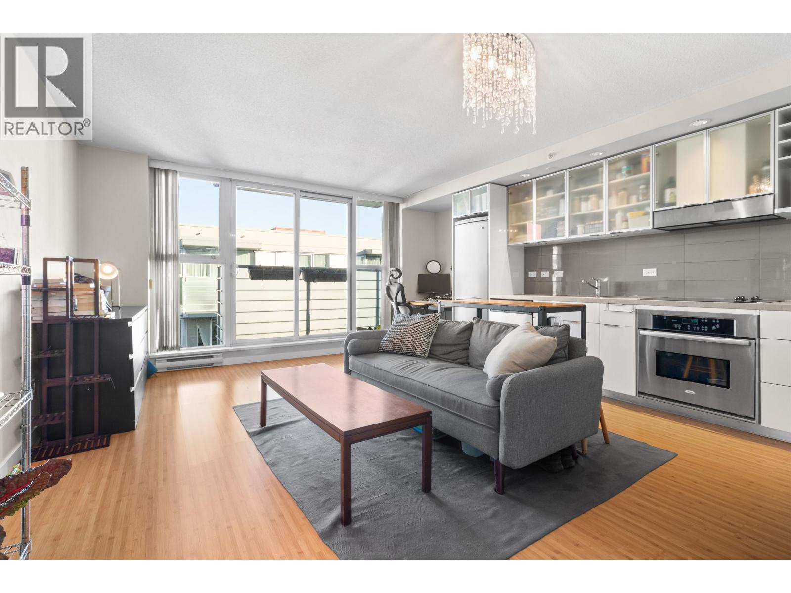 902 168 POWELL STREET, Vancouver