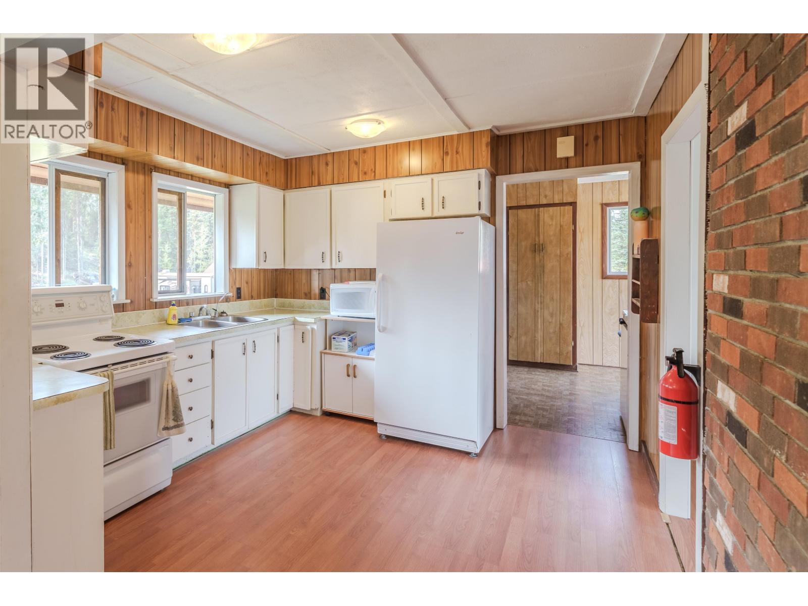 7177 NATH ROAD, Bridge Lake