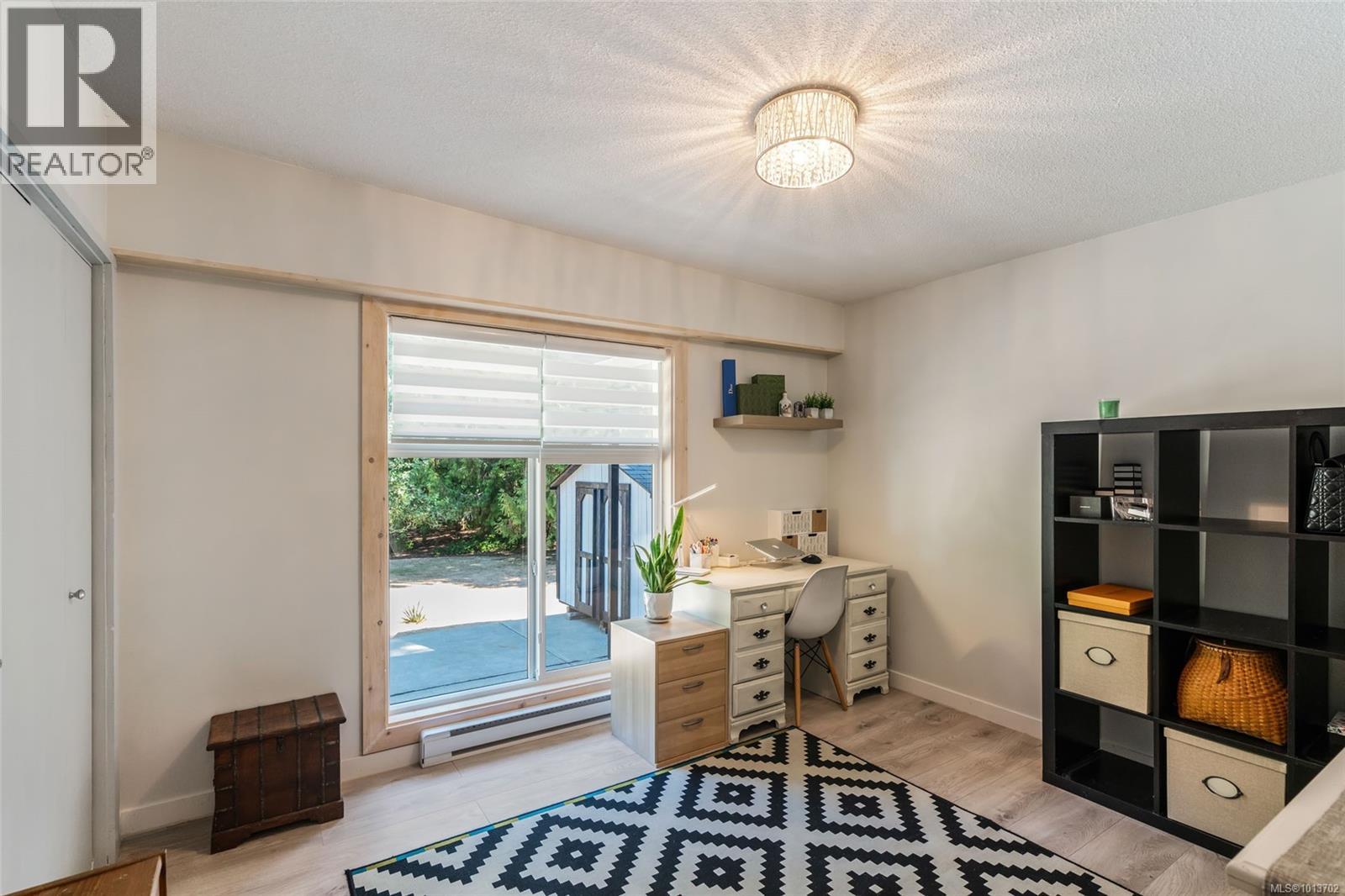 1353 Englishman River Rd - 18