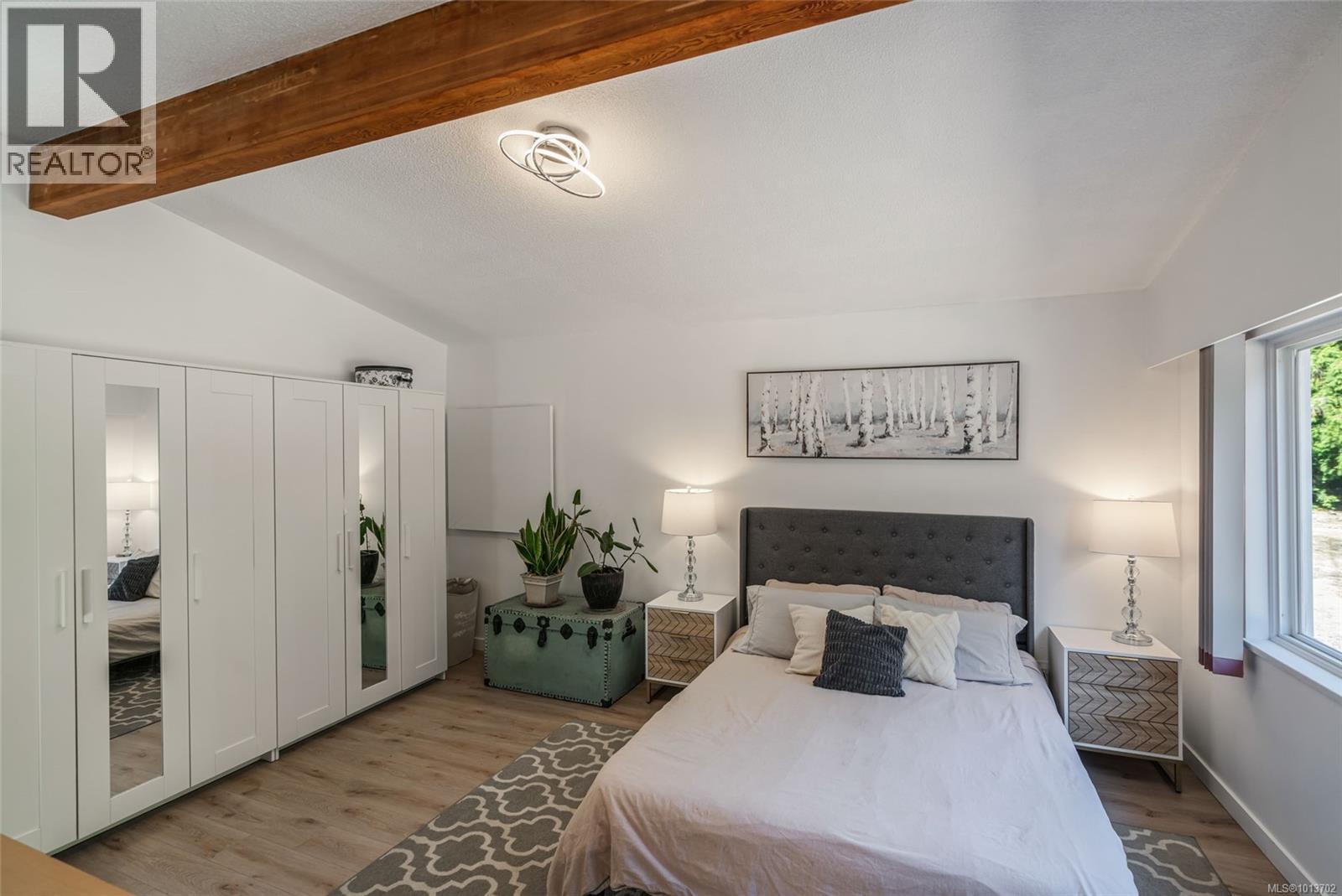 1353 Englishman River Rd - 22
