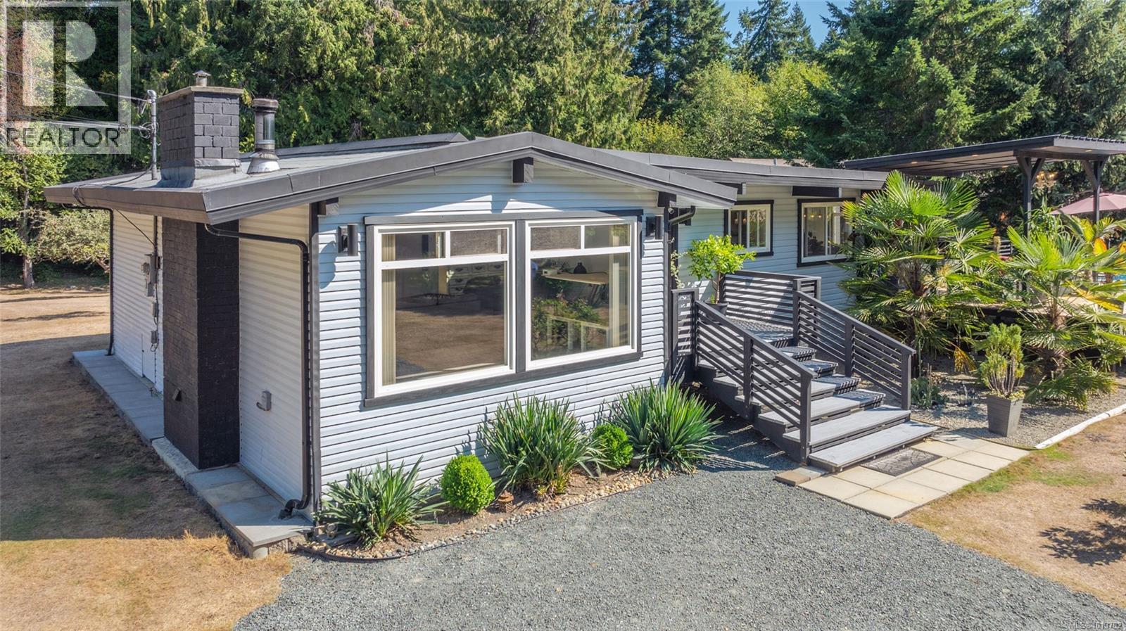 1353 Englishman River Rd - 27