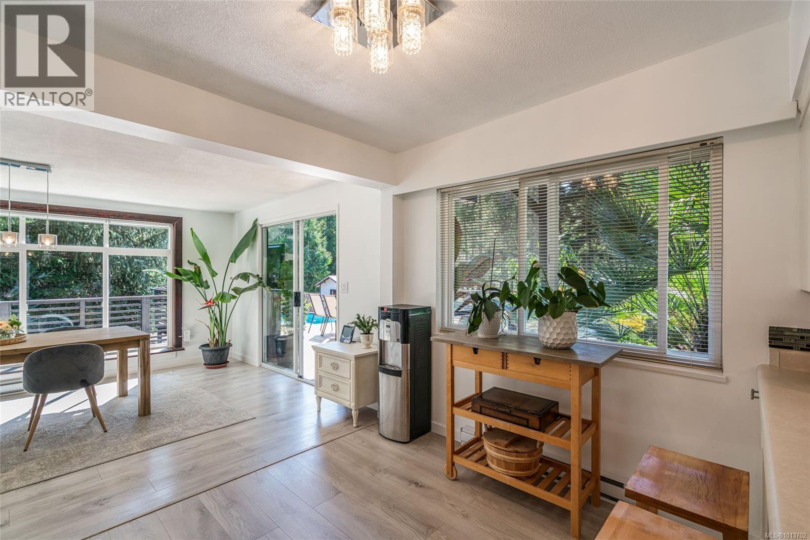 1353 Englishman River Rd - 12
