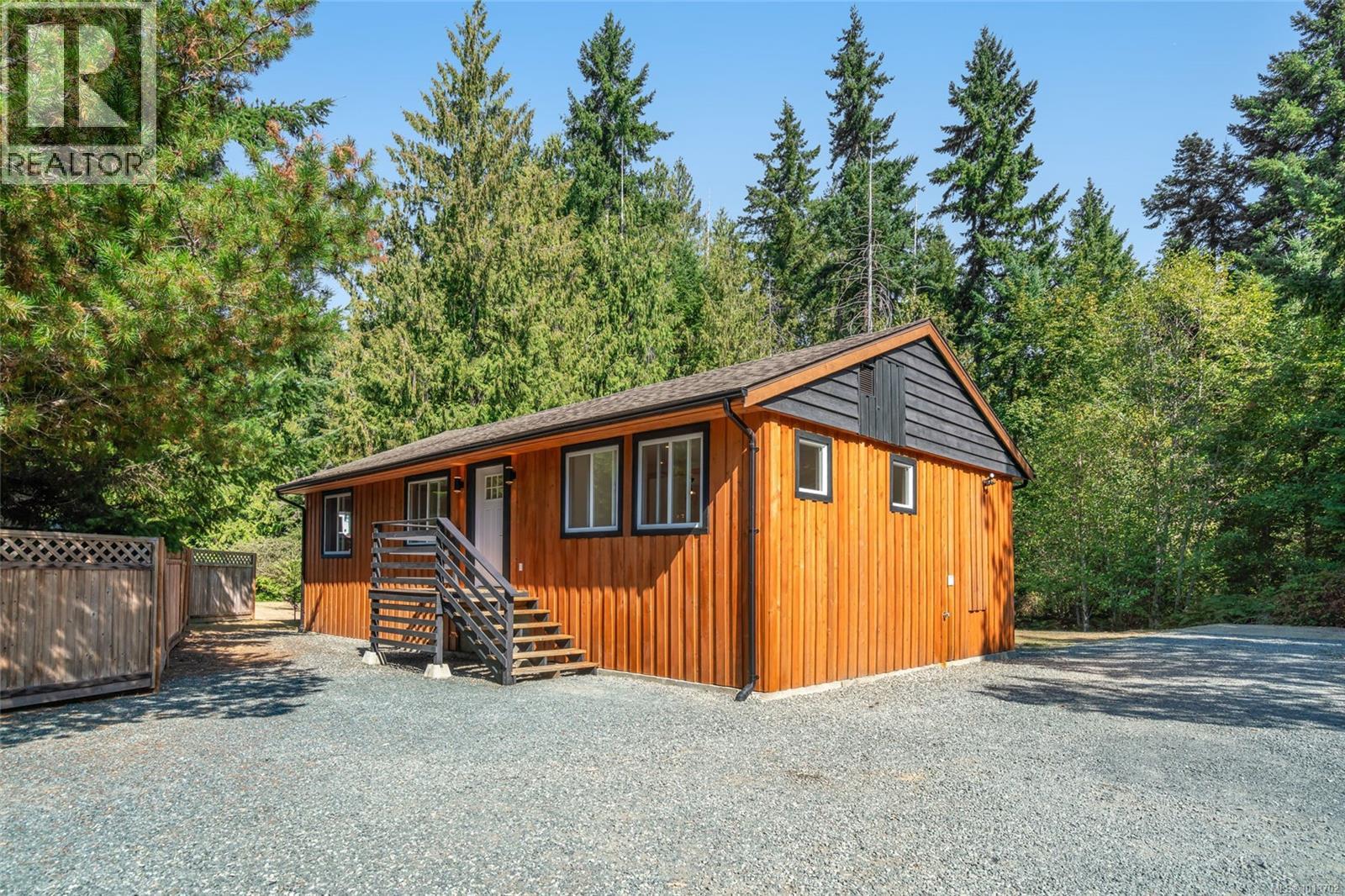 1353 Englishman River Rd - 45