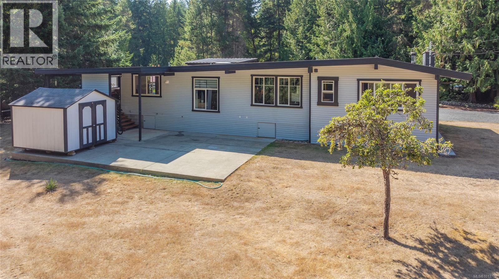 1353 Englishman River Rd - 44