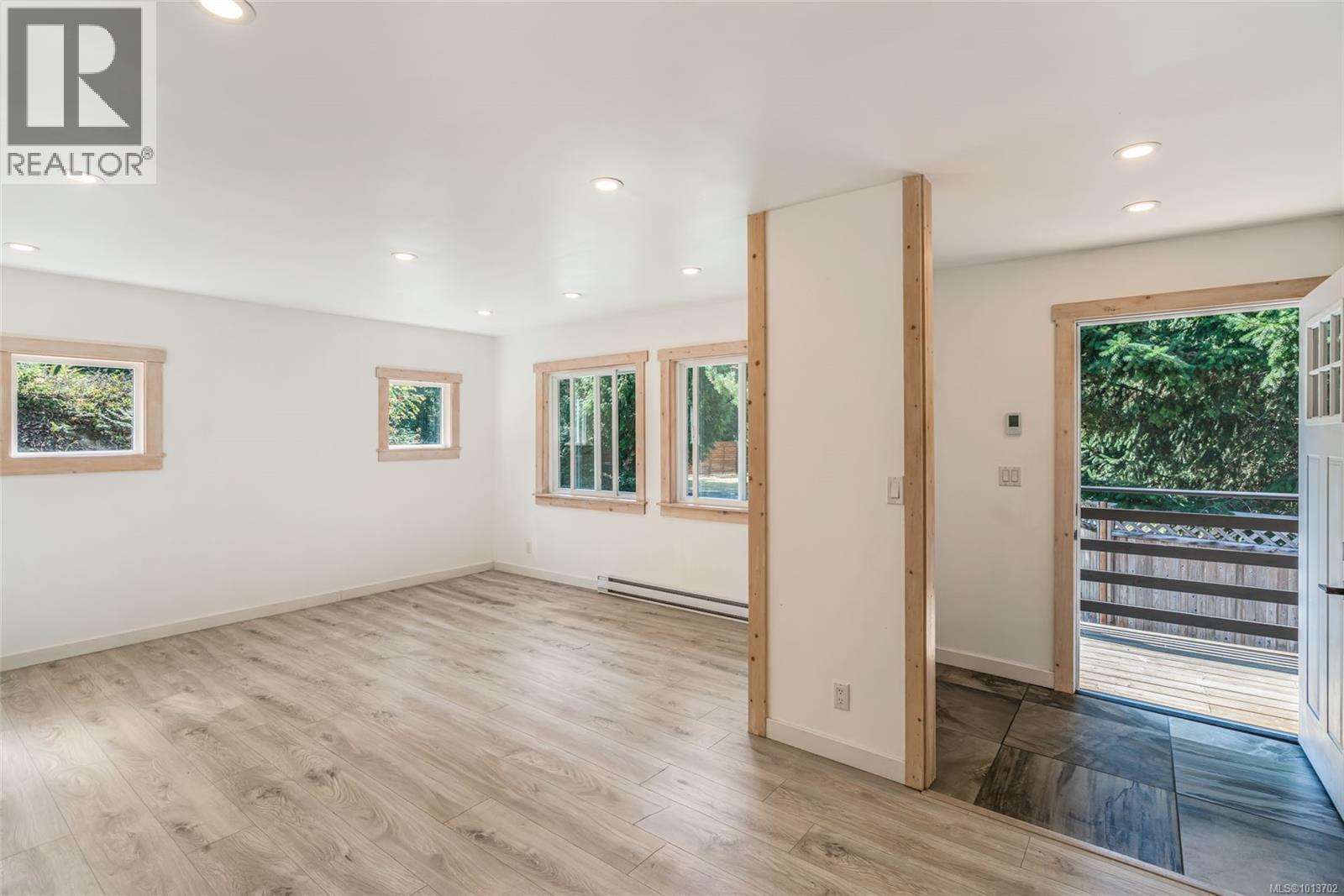 1353 Englishman River Rd - 56