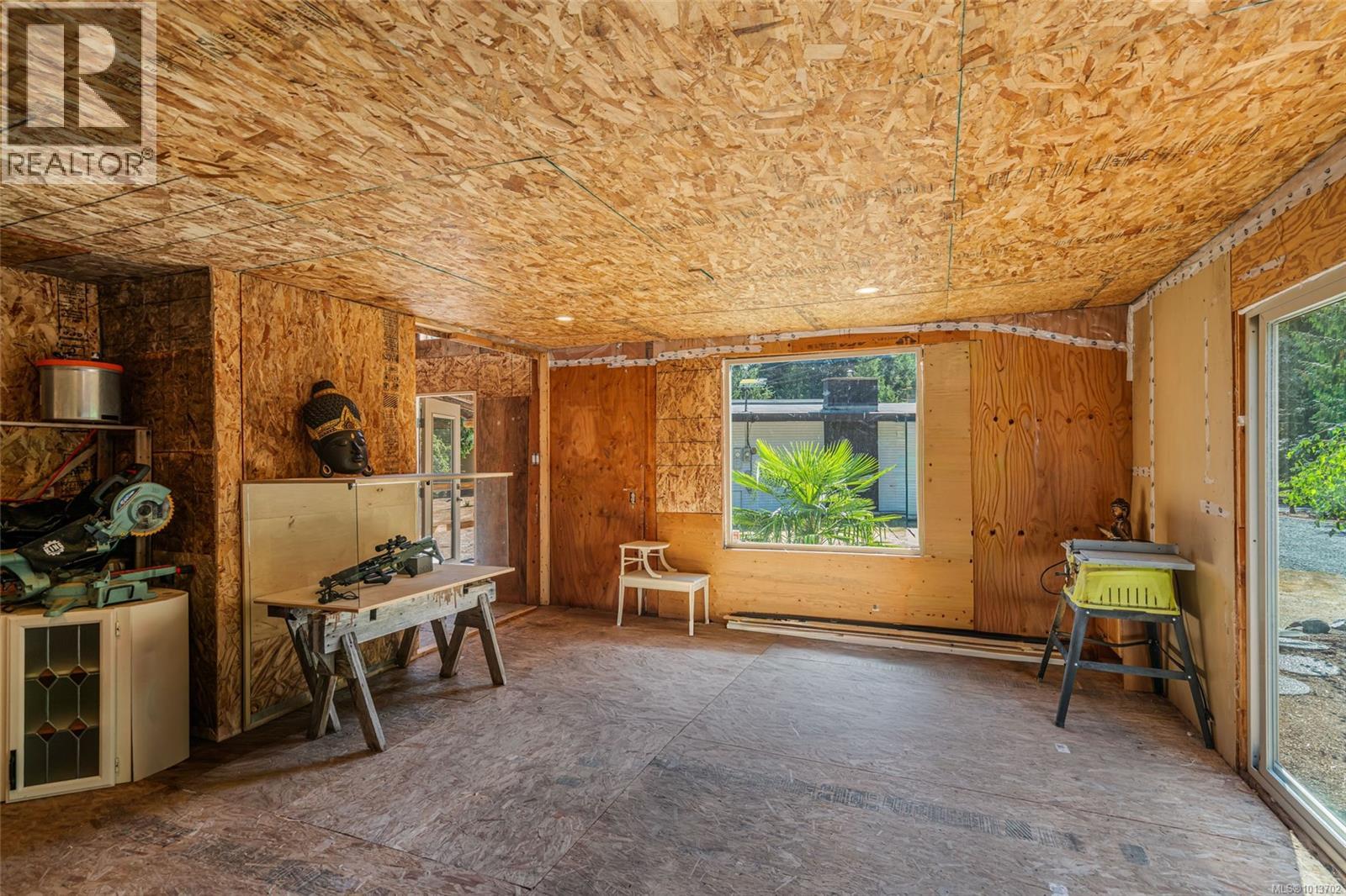1353 Englishman River Rd - 71
