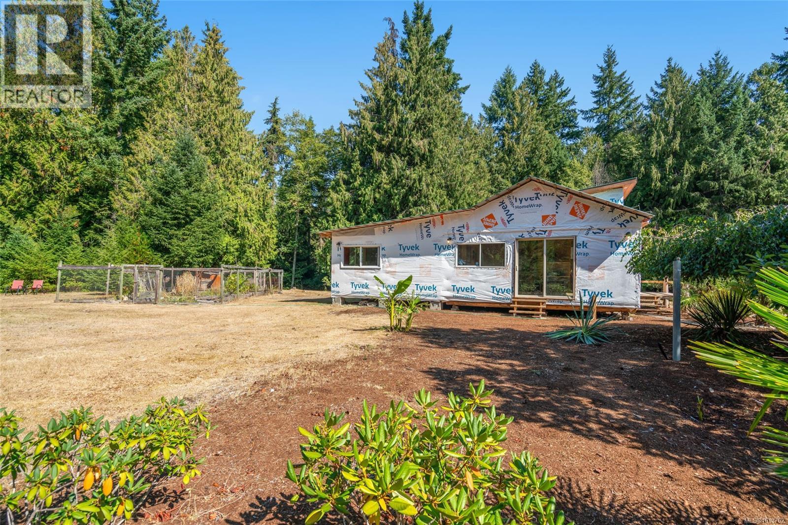 1353 Englishman River Rd - 70