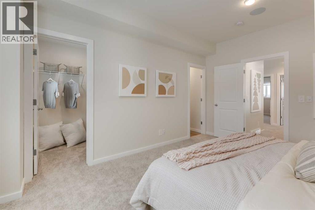 Single Family House for Sale in  Starling Boulevard NW Moraine Calgary 