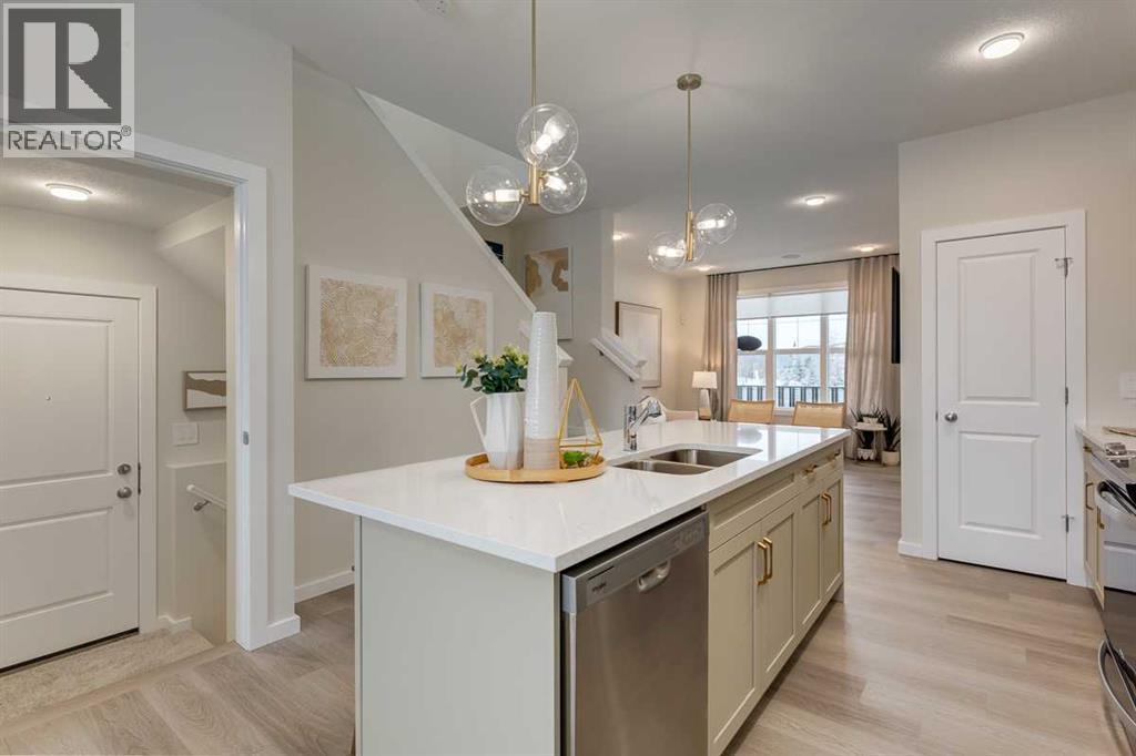 Single Family House for Sale in  Starling Boulevard NW Moraine Calgary 