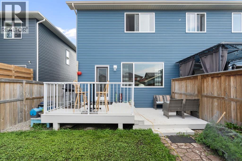 58 Fireside Cove, Cochrane