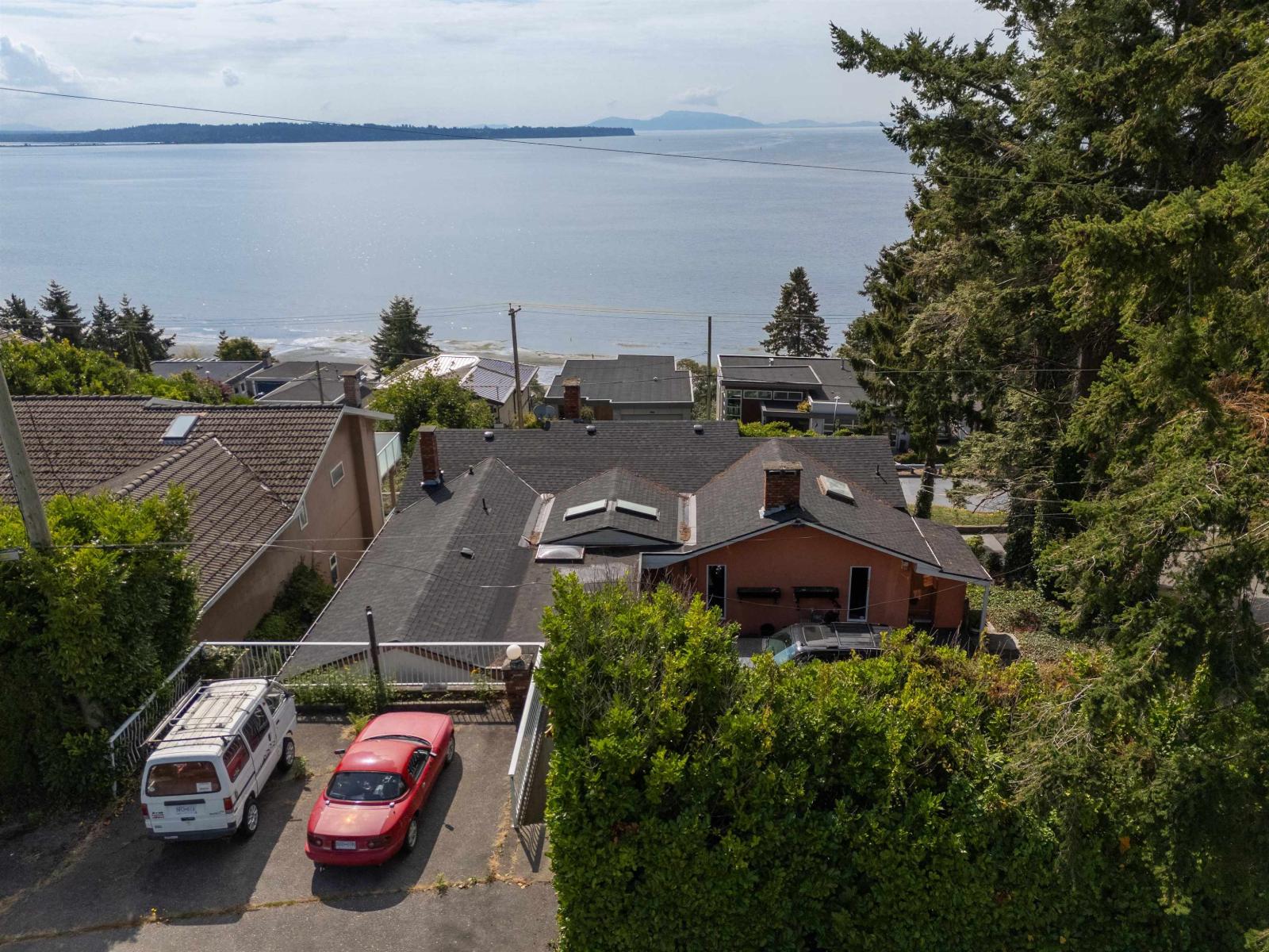 14310 SUNSET DRIVE, White Rock