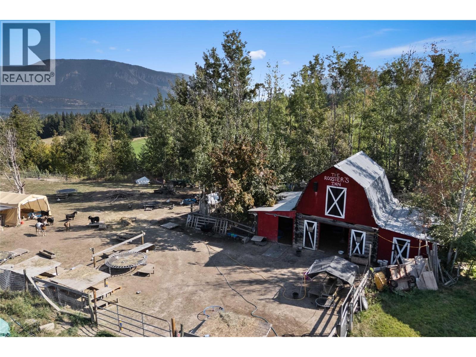 3700 50 Street, Salmon Arm