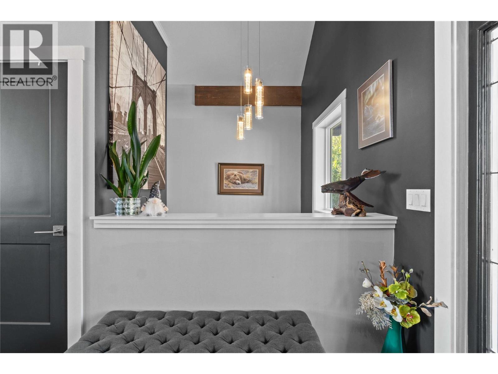 3700 50 Street, Salmon Arm