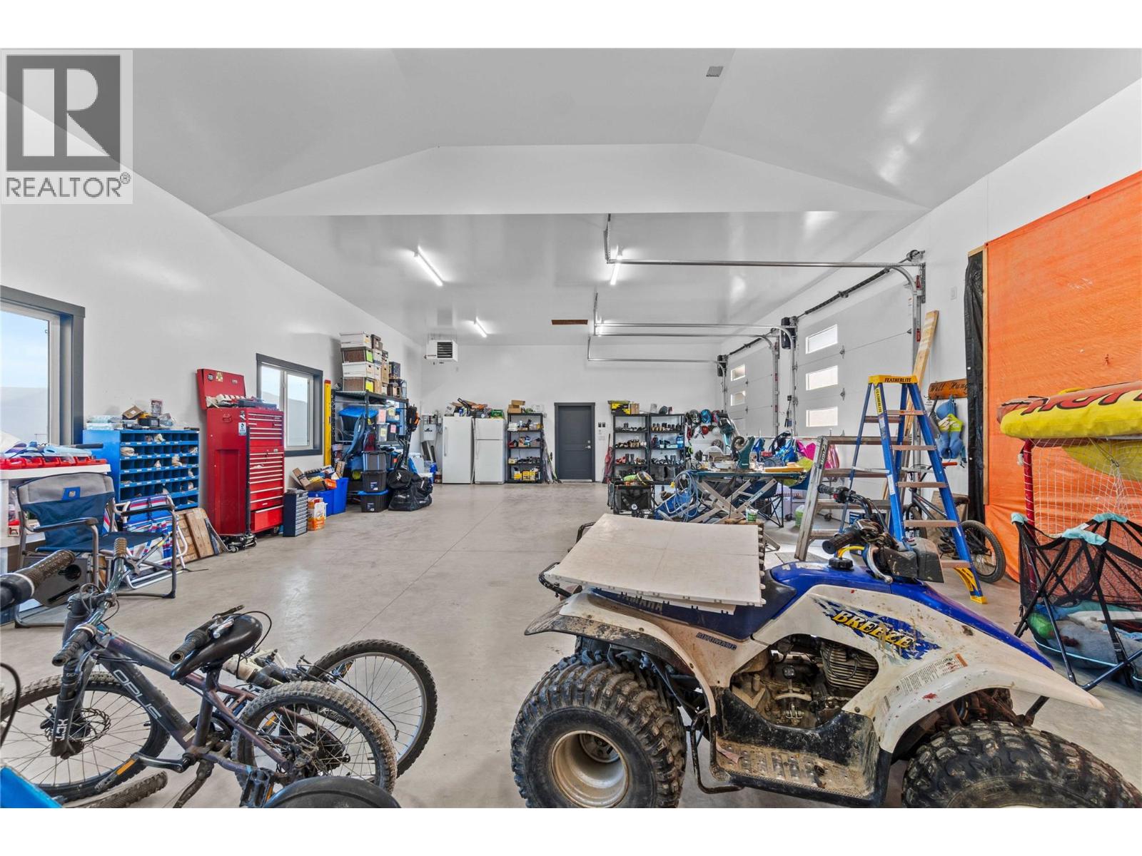 3700 50 Street, Salmon Arm