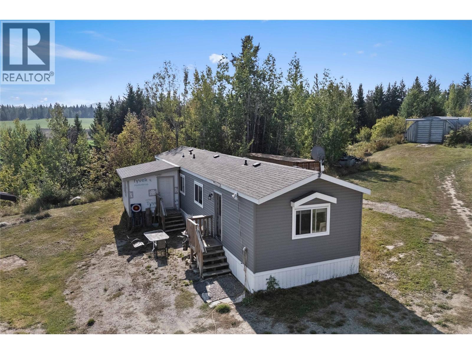3700 50 Street, Salmon Arm