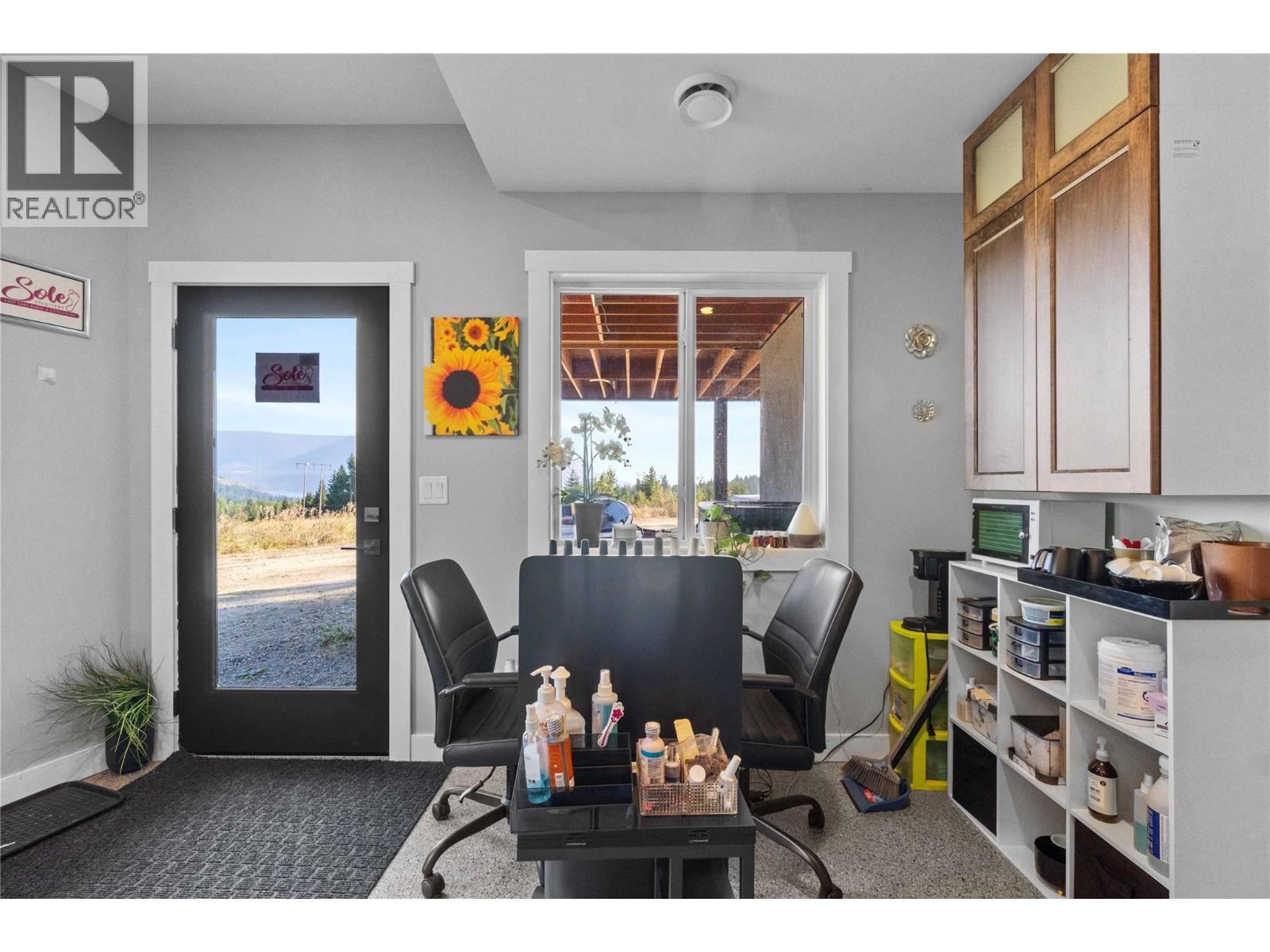 3700 50 Street, Salmon Arm
