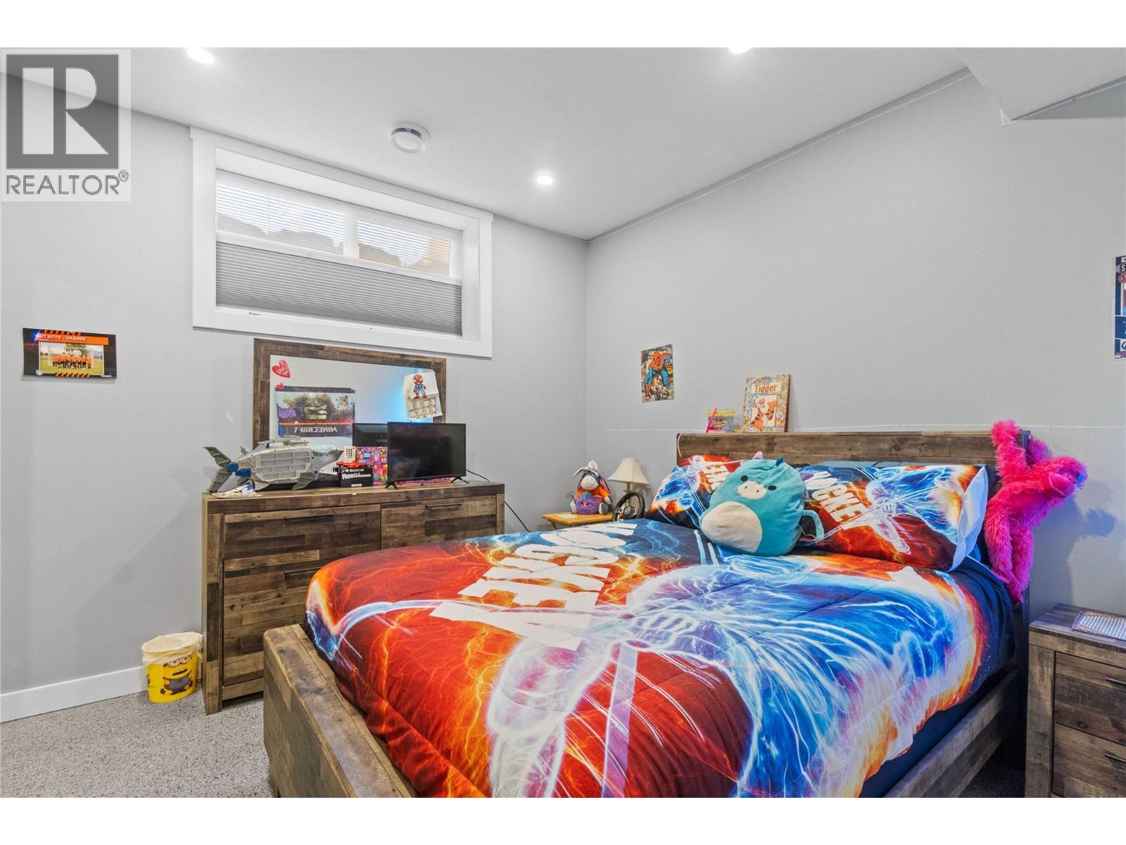 3700 50 Street, Salmon Arm