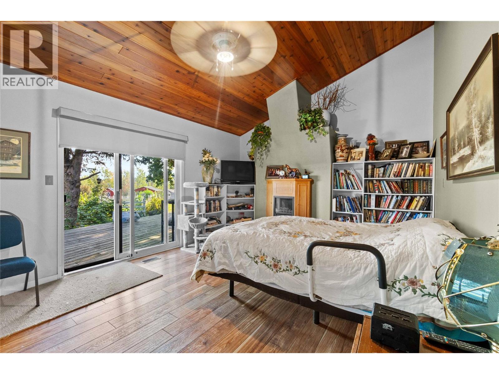 3700 50 Street, Salmon Arm