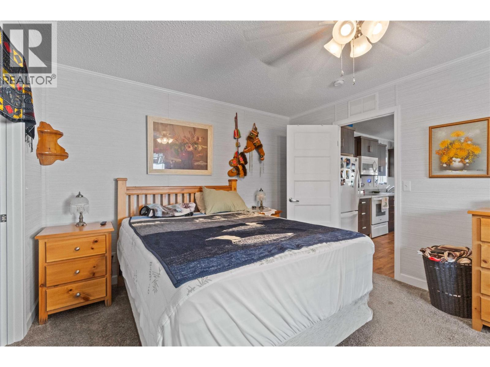 3700 50 Street, Salmon Arm