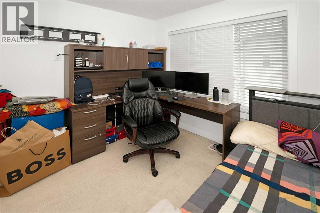 Single Family House for Sale in  savanna Boulevard NE Saddle Ridge Calgary 