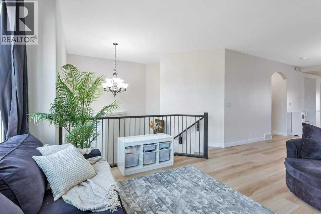 34 Iron Wolf Court, Lacombe