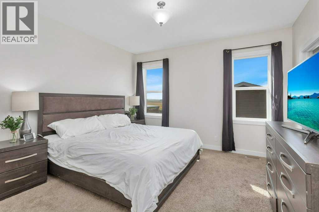 34 Iron Wolf Court, Lacombe