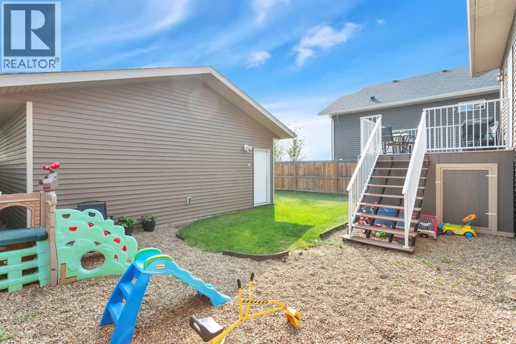34 Iron Wolf Court, Lacombe