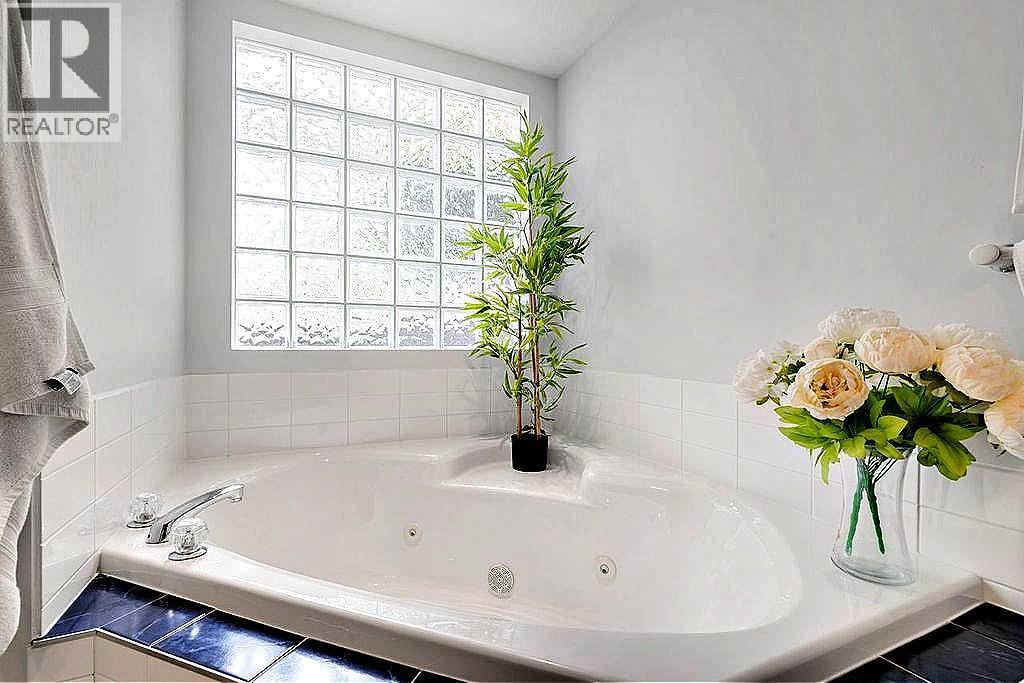  5205 MacNeill Court, Peachland