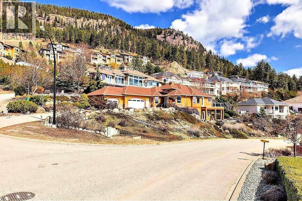 5205 MacNeill Court, Peachland