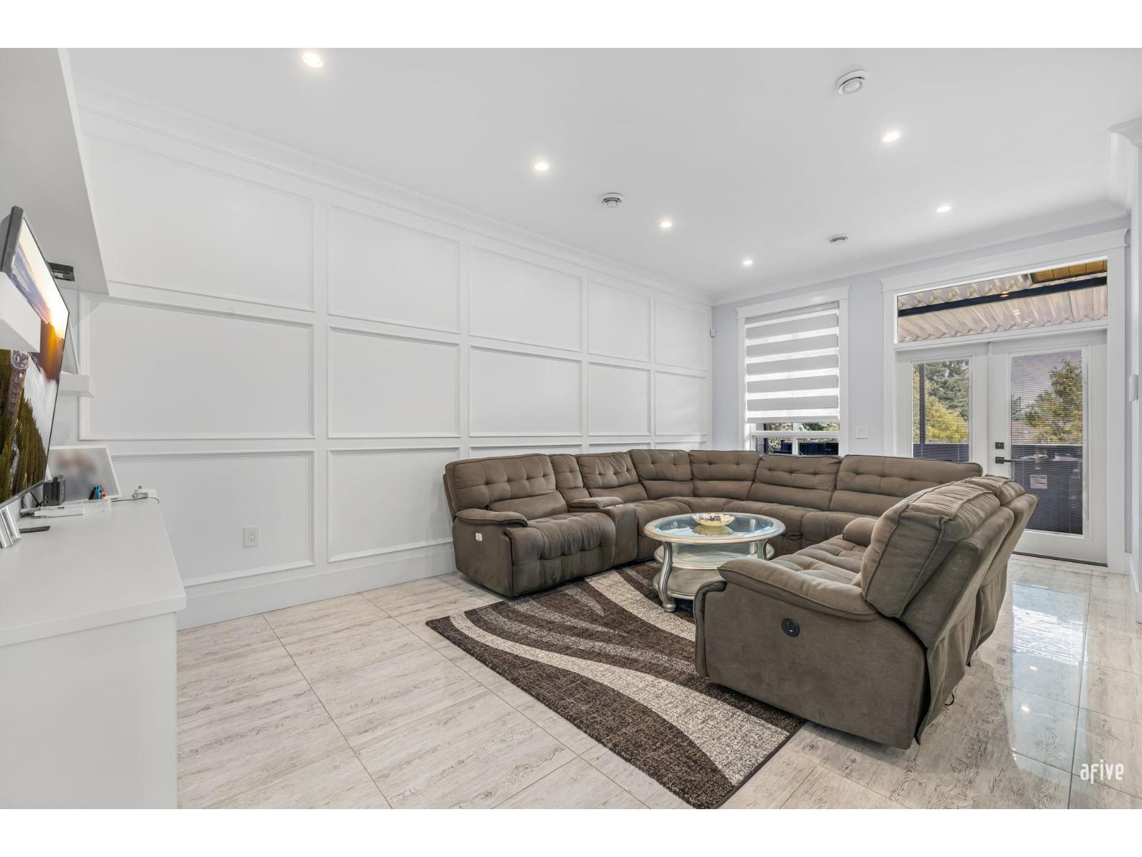 9248 124 STREET, Surrey