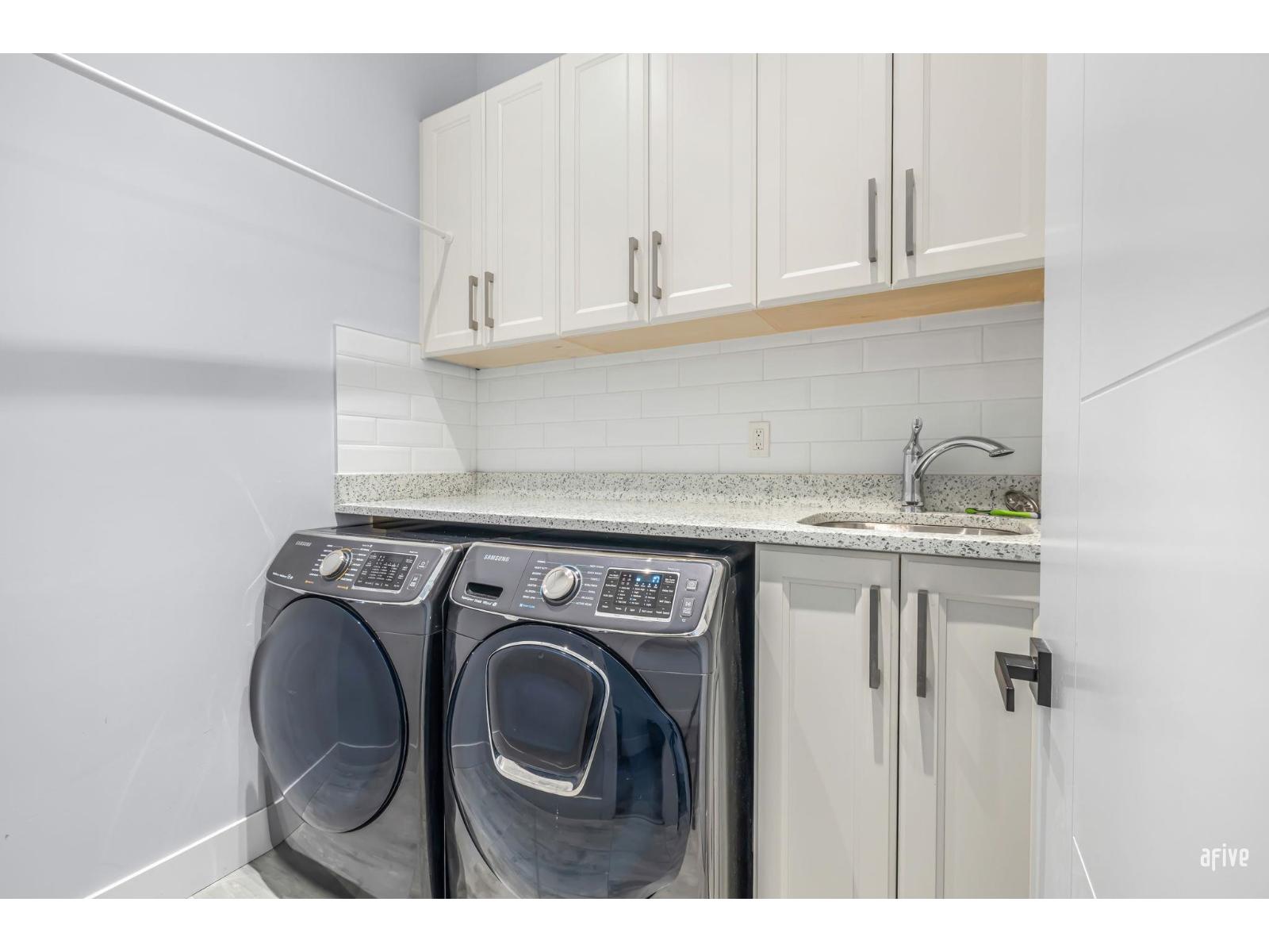 9248 124 STREET, Surrey