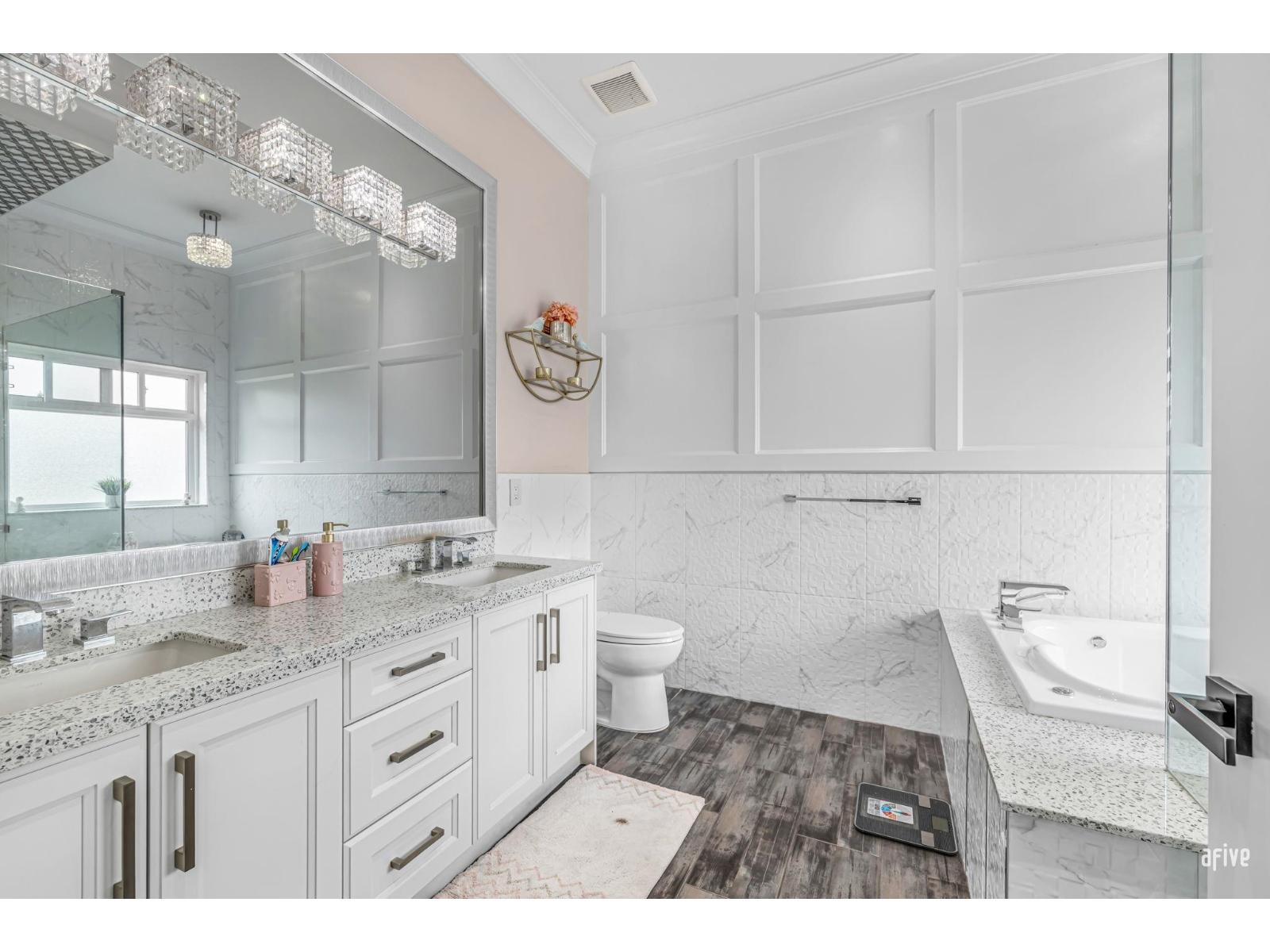 9248 124 STREET, Surrey