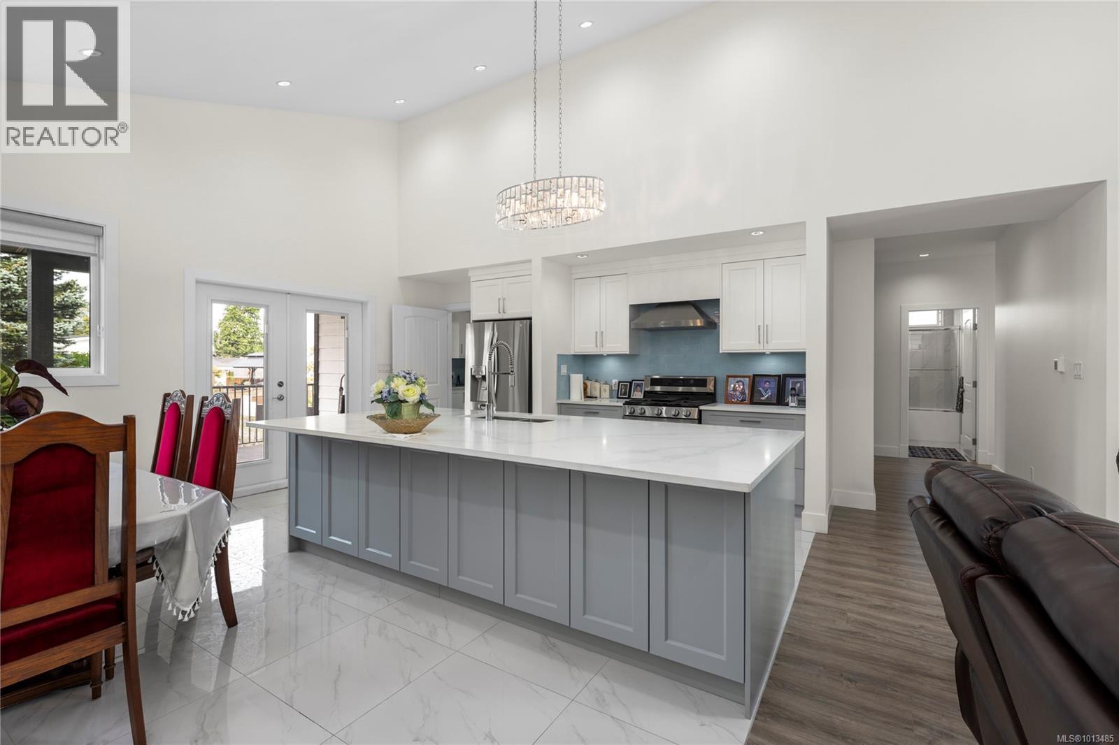2270 Leighton Rd, Nanaimo