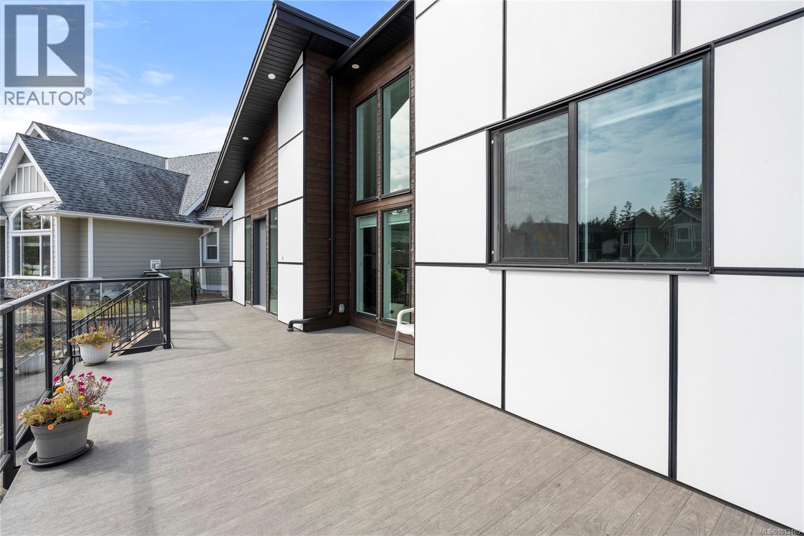 2270 Leighton Rd, Nanaimo