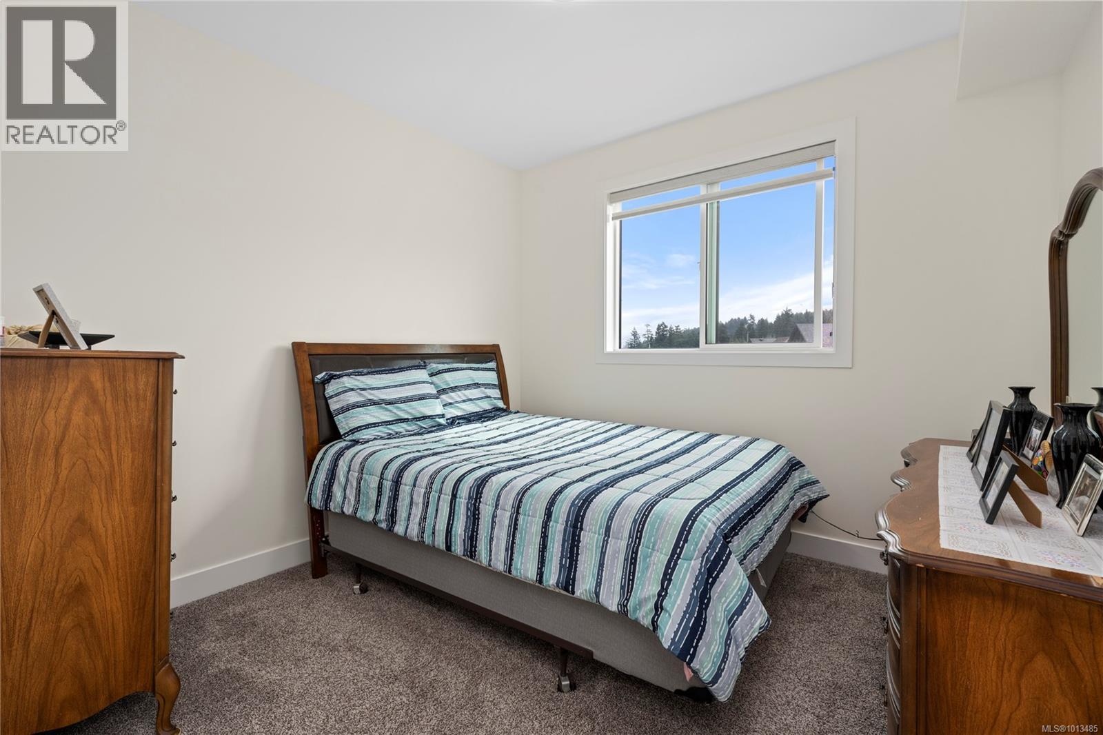 2270 Leighton Rd, Nanaimo