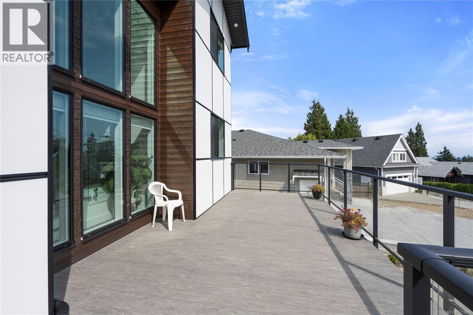 2270 Leighton Rd, Nanaimo