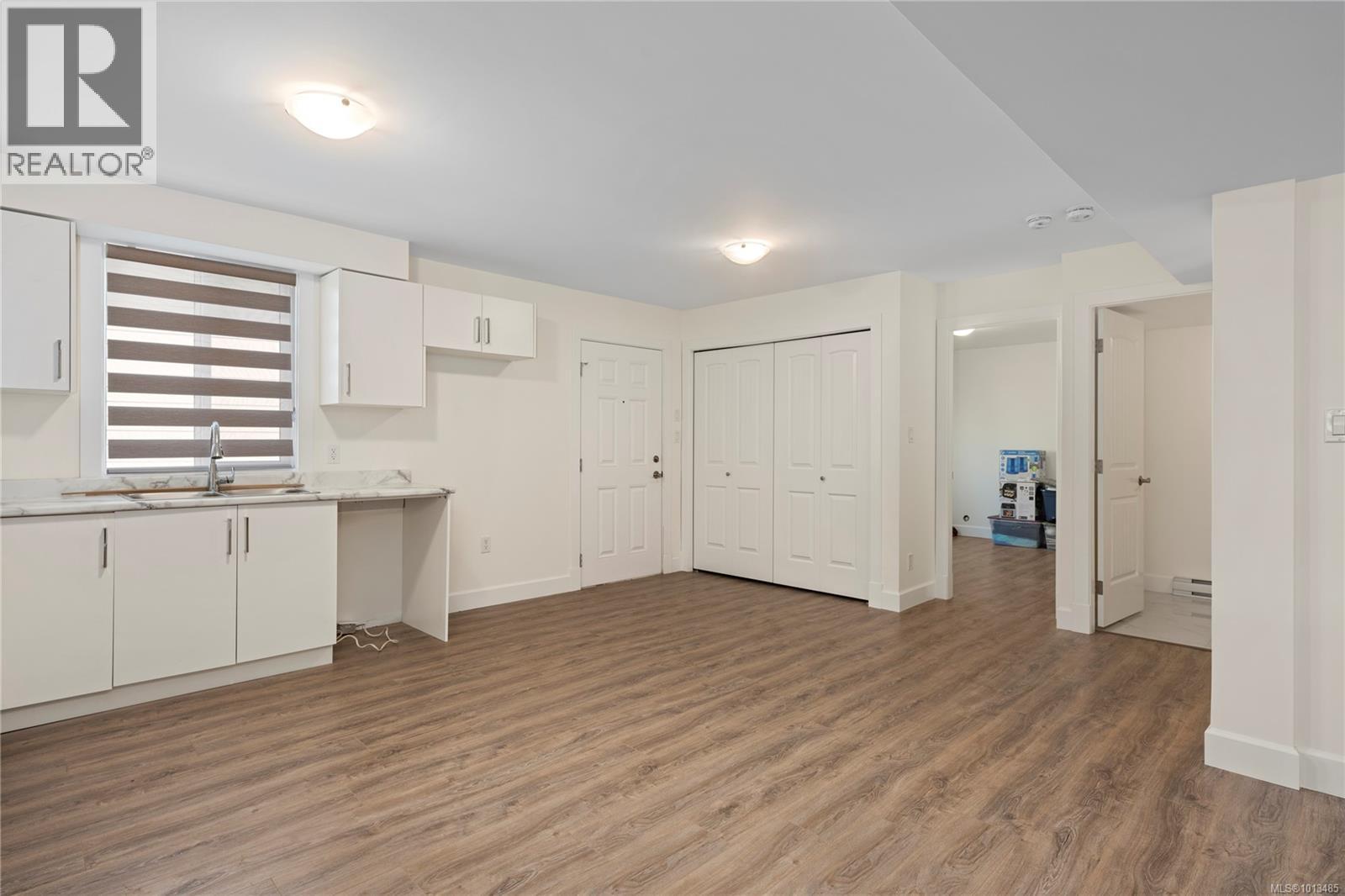 2270 Leighton Rd, Nanaimo